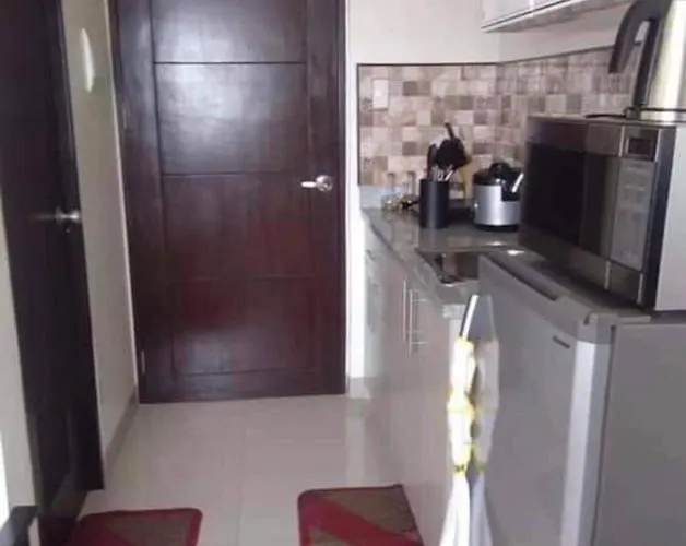 Bed & Breakfast Overlooking Near Ayala Mall & Sm Seaside Good For Group Travelers
